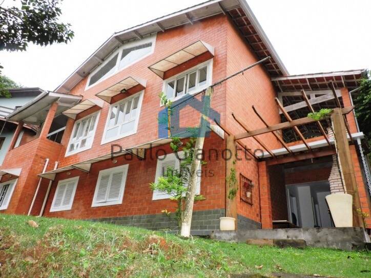 Casa de Condomínio à venda com 4 quartos, 205m² - Foto 3