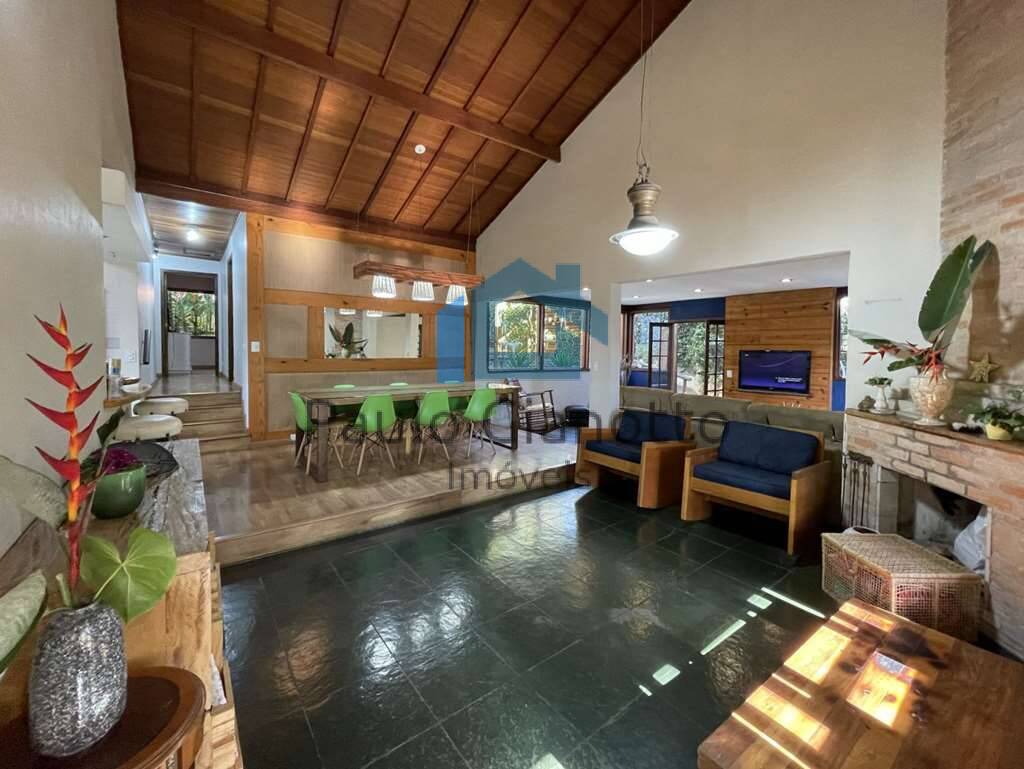 Casa de Condomínio à venda com 4 quartos, 220m² - Foto 27