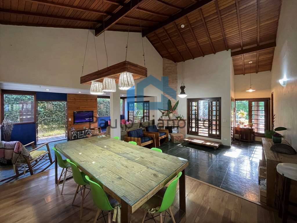 Casa de Condomínio à venda com 4 quartos, 220m² - Foto 35