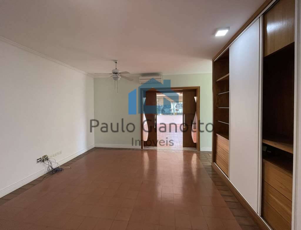 Casa à venda com 4 quartos, 800m² - Foto 25