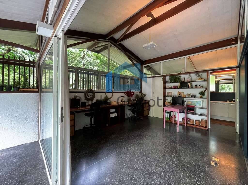 Casa de Condomínio à venda com 3 quartos, 380m² - Foto 5