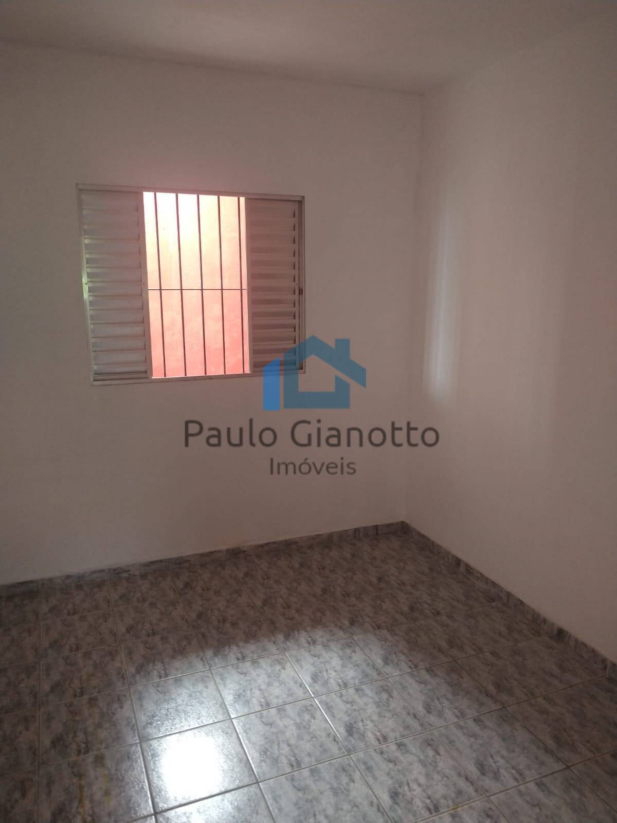 Casa para alugar com 3 quartos, 70m² - Foto 14