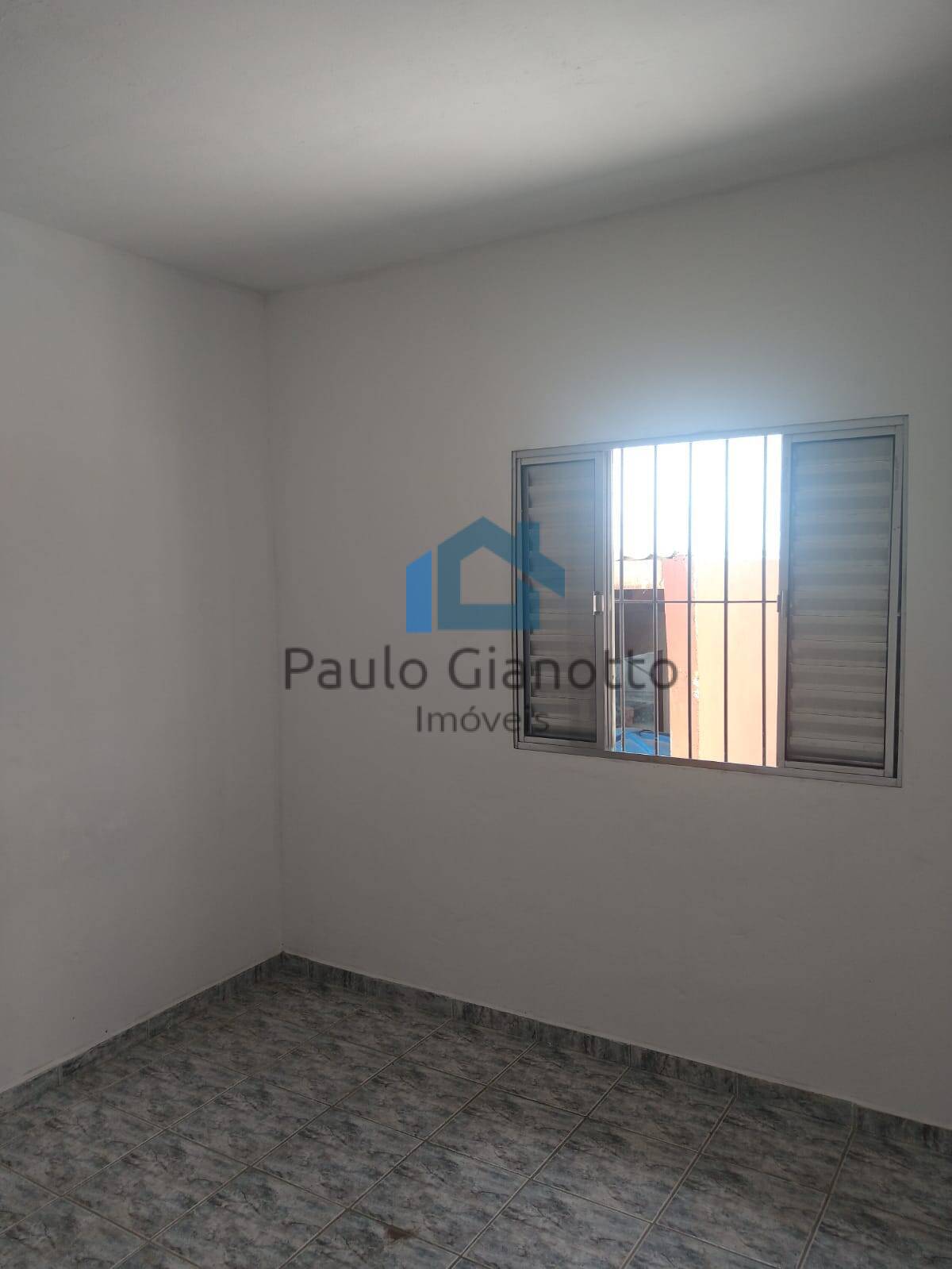 Casa para alugar com 3 quartos, 70m² - Foto 13