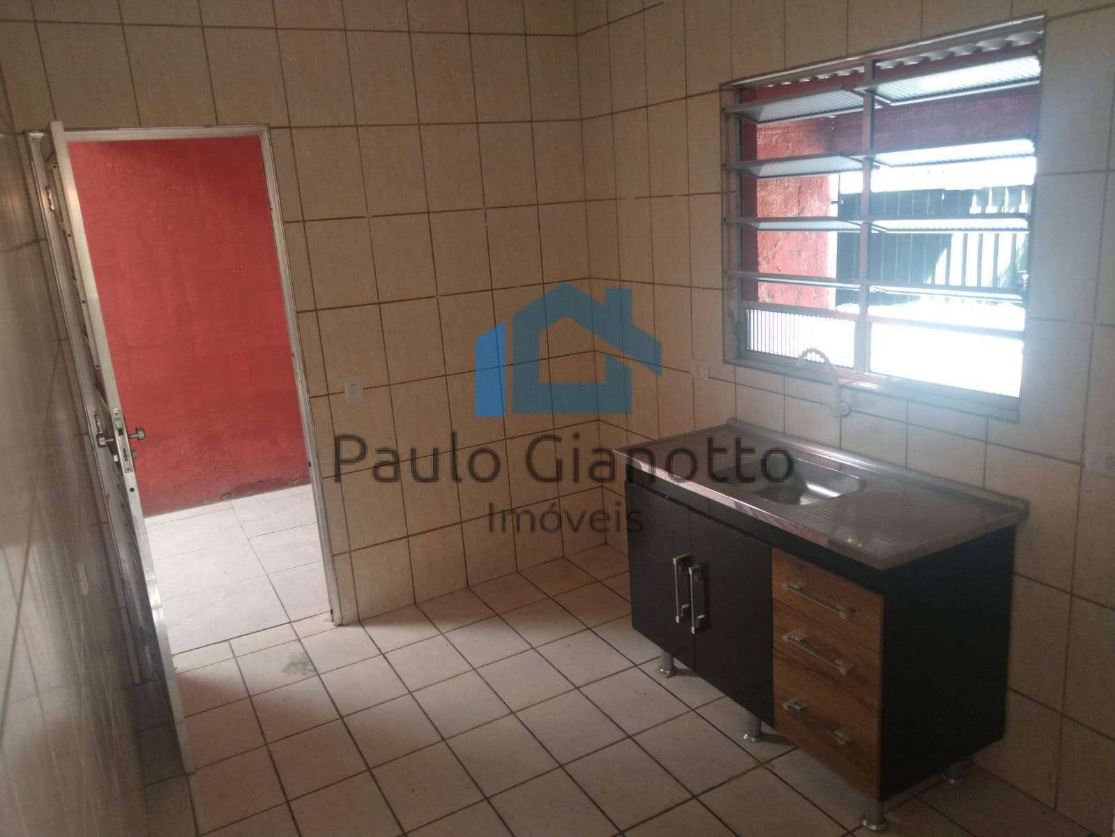 Casa para alugar com 3 quartos, 70m² - Foto 7