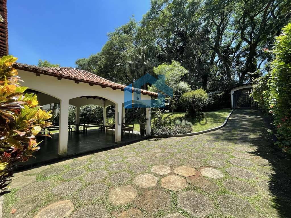 Casa de Condomínio à venda com 4 quartos, 542m² - Foto 13