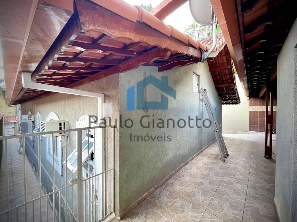 Casa à venda com 3 quartos, 131m² - Foto 32