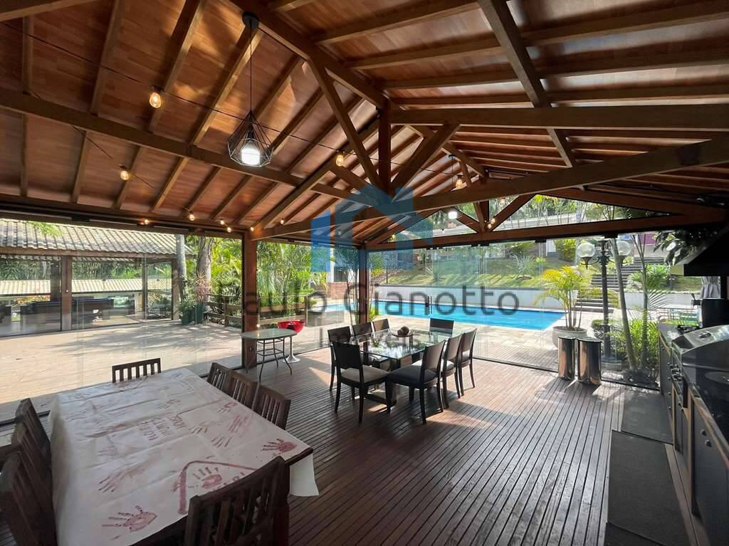 Casa à venda com 4 quartos, 850m² - Foto 9