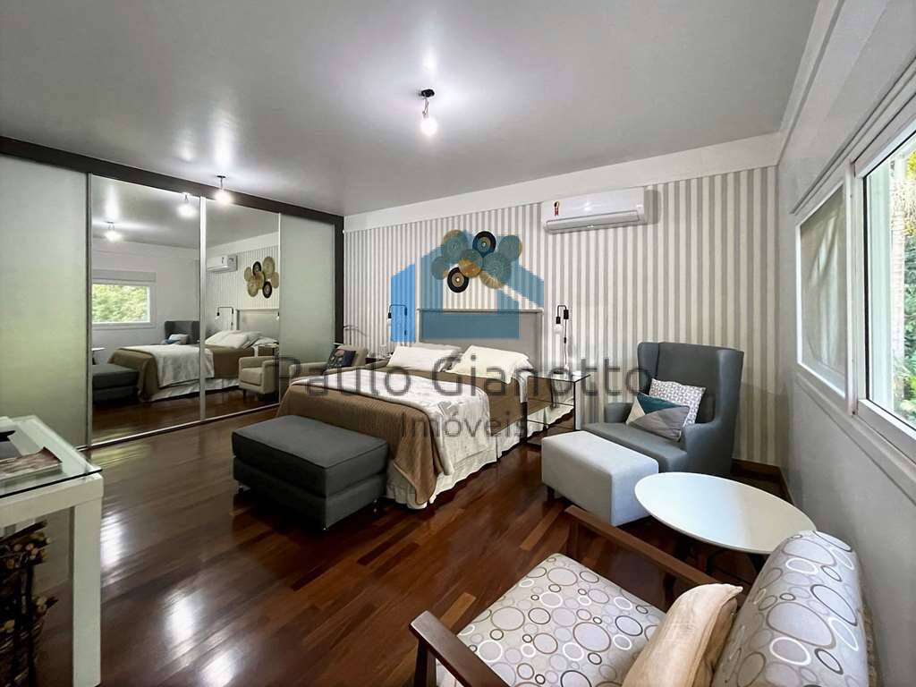 Casa de Condomínio à venda com 4 quartos, 553m² - Foto 16