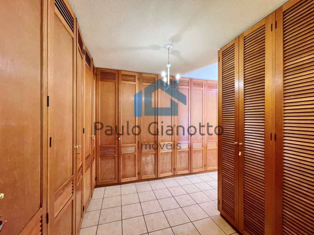 Casa de Condomínio à venda com 4 quartos, 586m² - Foto 29