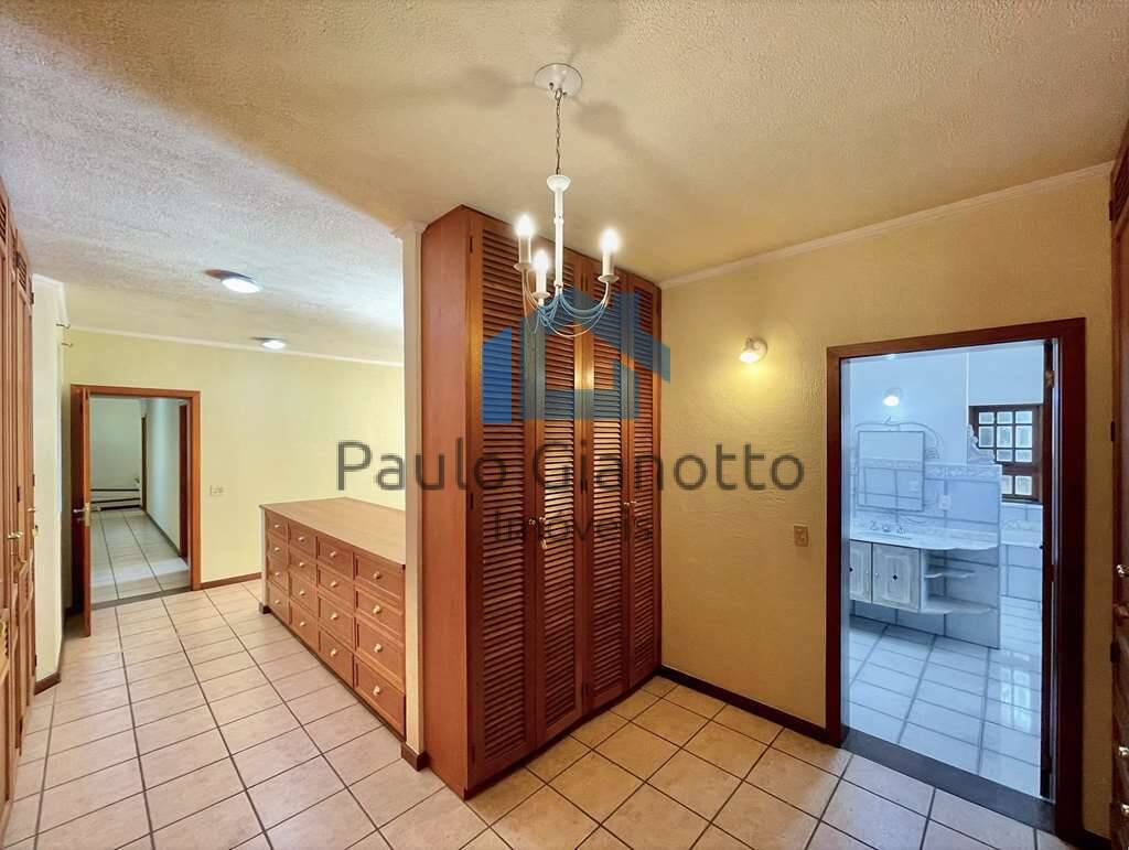 Casa de Condomínio à venda com 4 quartos, 586m² - Foto 32