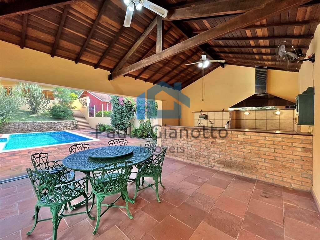 Casa de Condomínio à venda com 4 quartos, 586m² - Foto 3