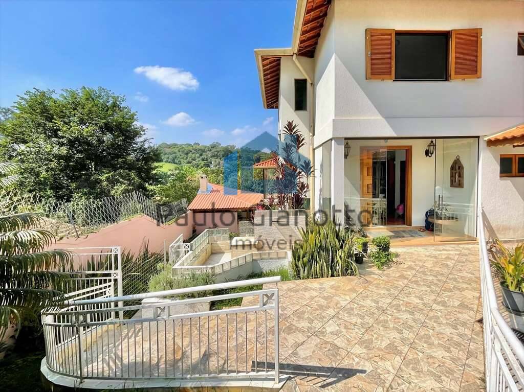 Casa de Condomínio à venda com 3 quartos, 357m² - Foto 3