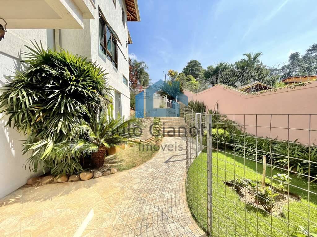 Casa de Condomínio à venda com 3 quartos, 357m² - Foto 32