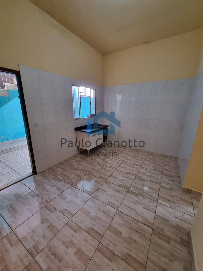 Casa à venda com 6 quartos, 340m² - Foto 17