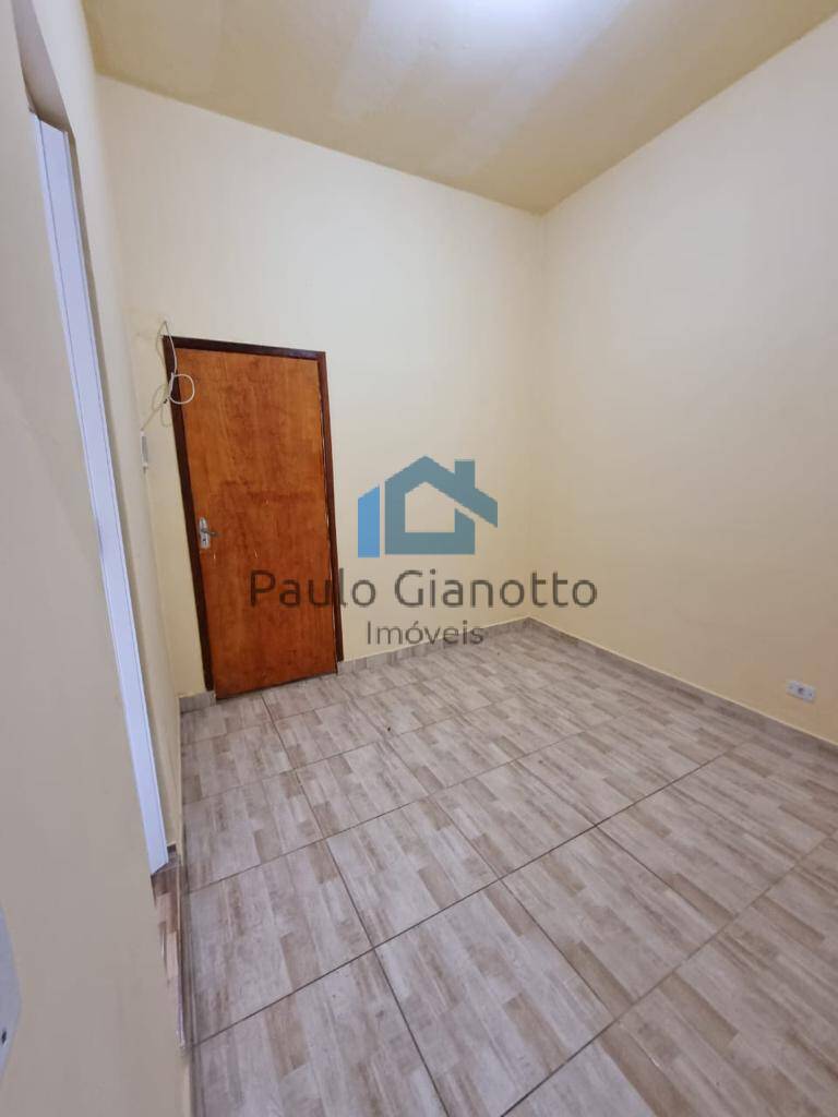 Casa à venda com 6 quartos, 340m² - Foto 18