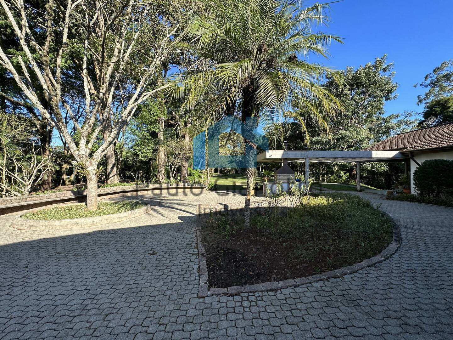 Casa de Condomínio à venda com 3 quartos, 434m² - Foto 3