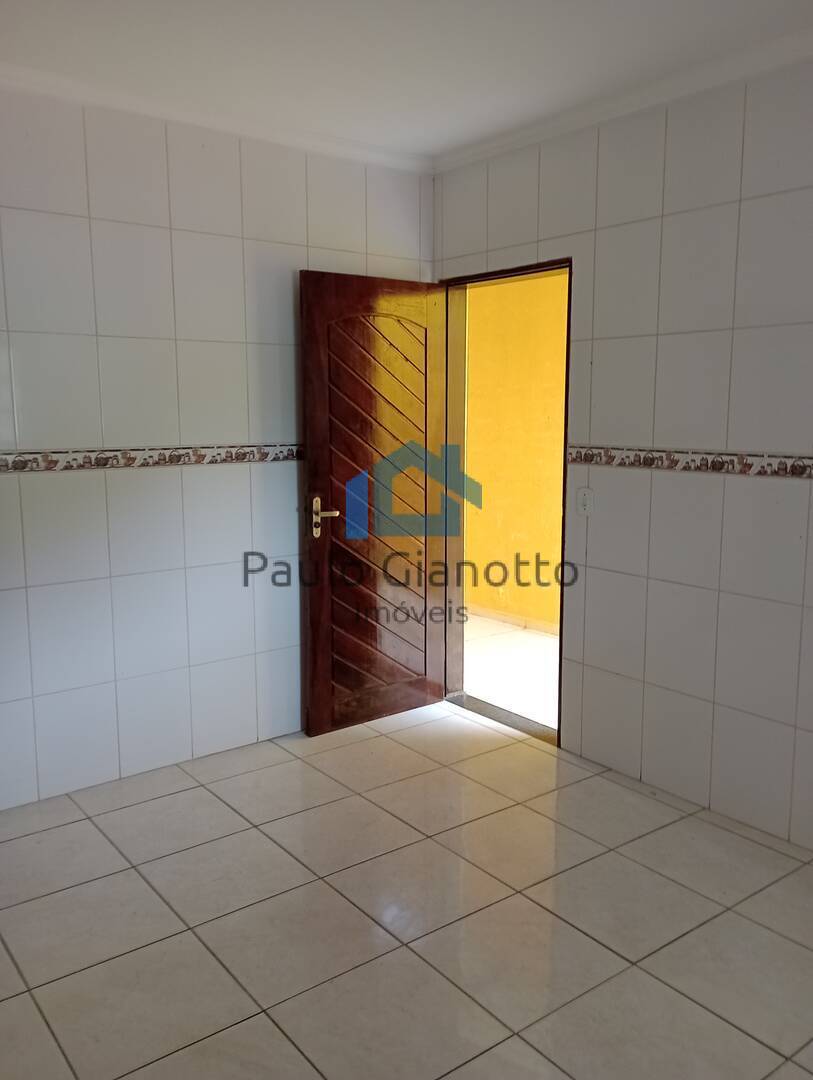 Casa à venda com 3 quartos, 200m² - Foto 16