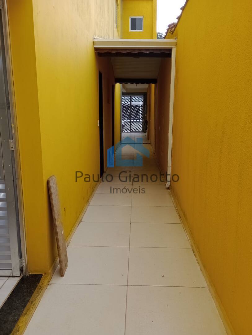 Casa à venda com 3 quartos, 200m² - Foto 5