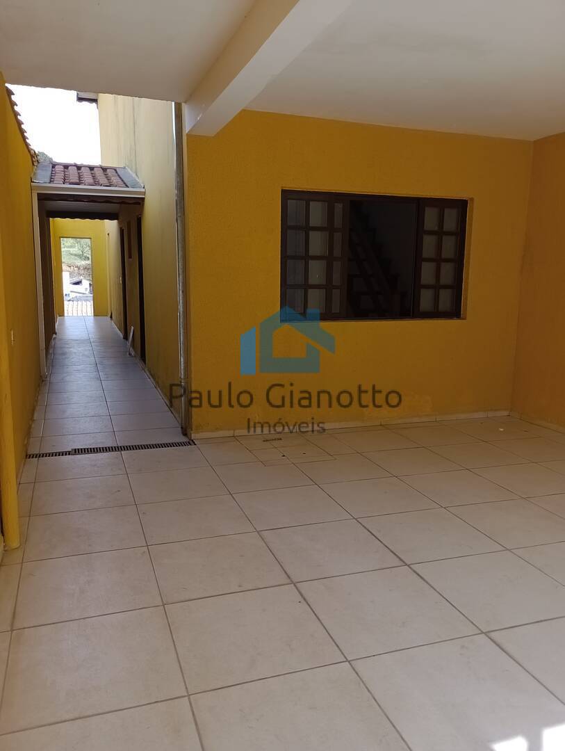 Casa à venda com 3 quartos, 200m² - Foto 3