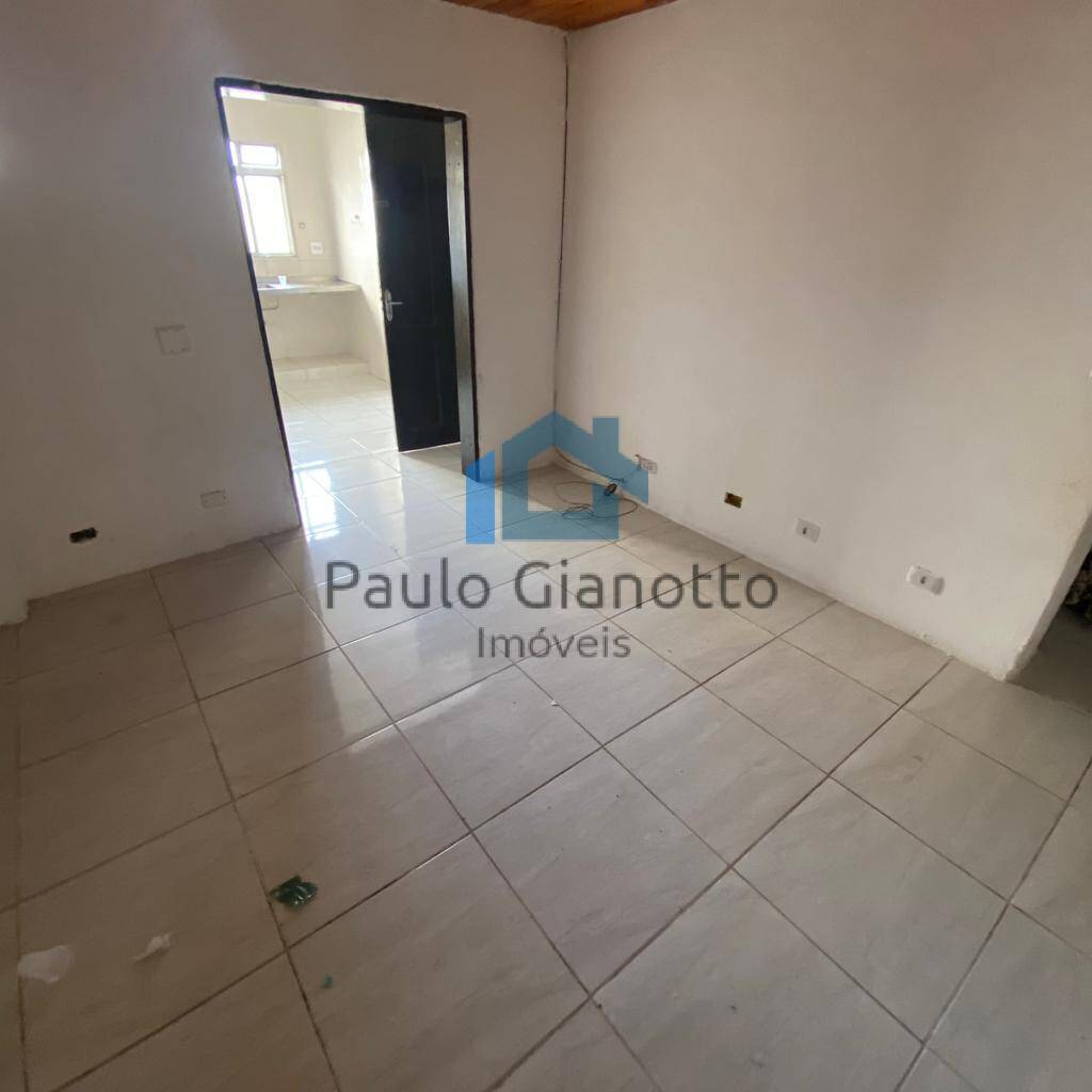 Casa à venda com 3 quartos, 300m² - Foto 18