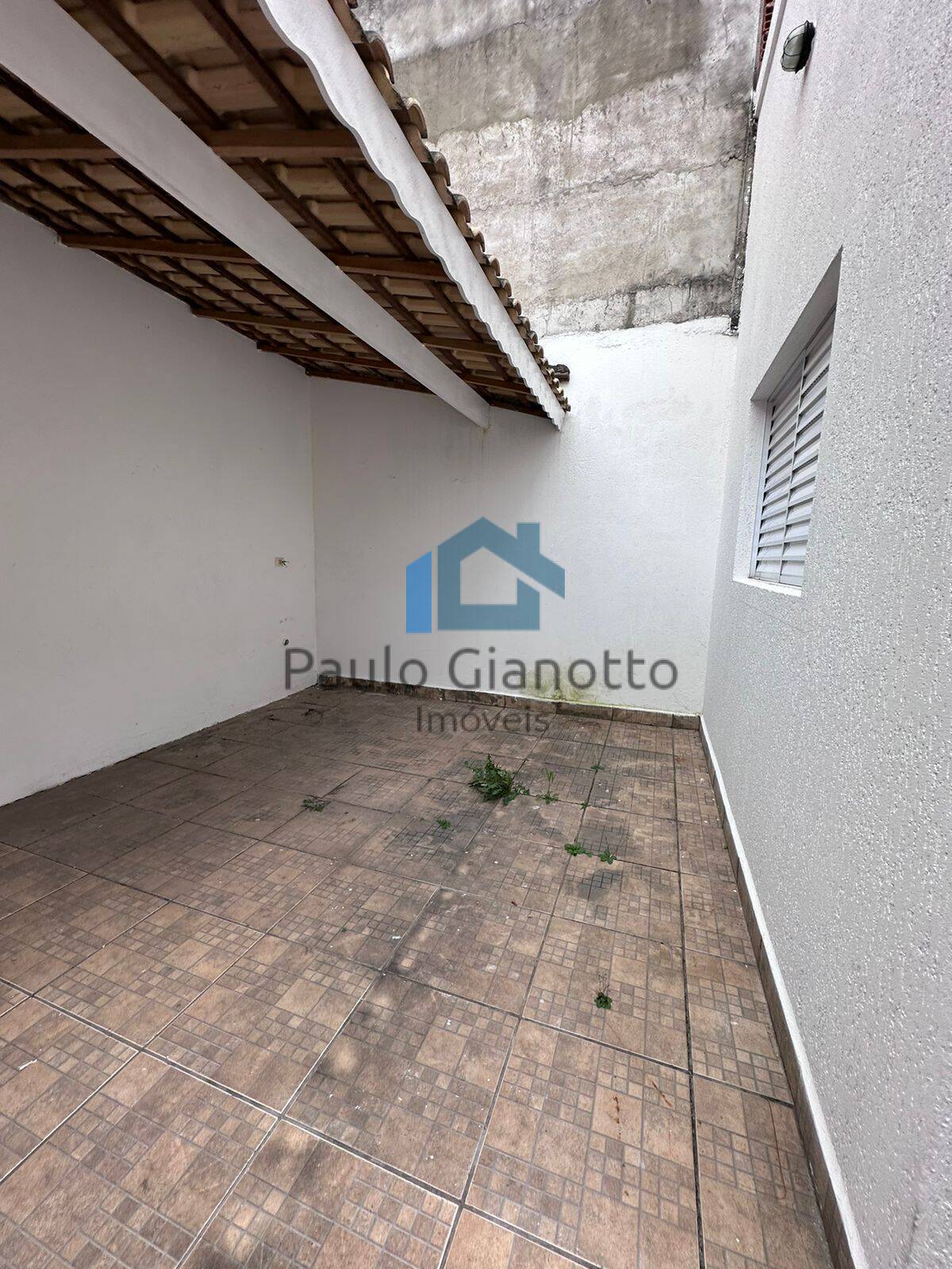 Casa à venda com 2 quartos, 60m² - Foto 25