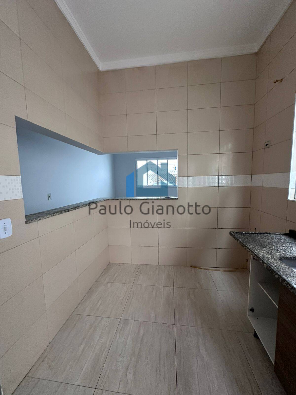 Casa à venda com 2 quartos, 60m² - Foto 6