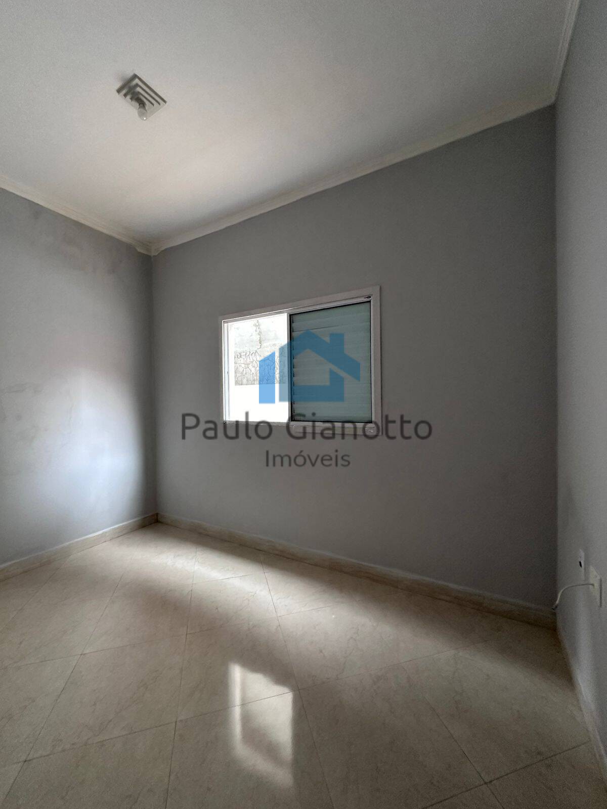 Casa à venda com 2 quartos, 60m² - Foto 17