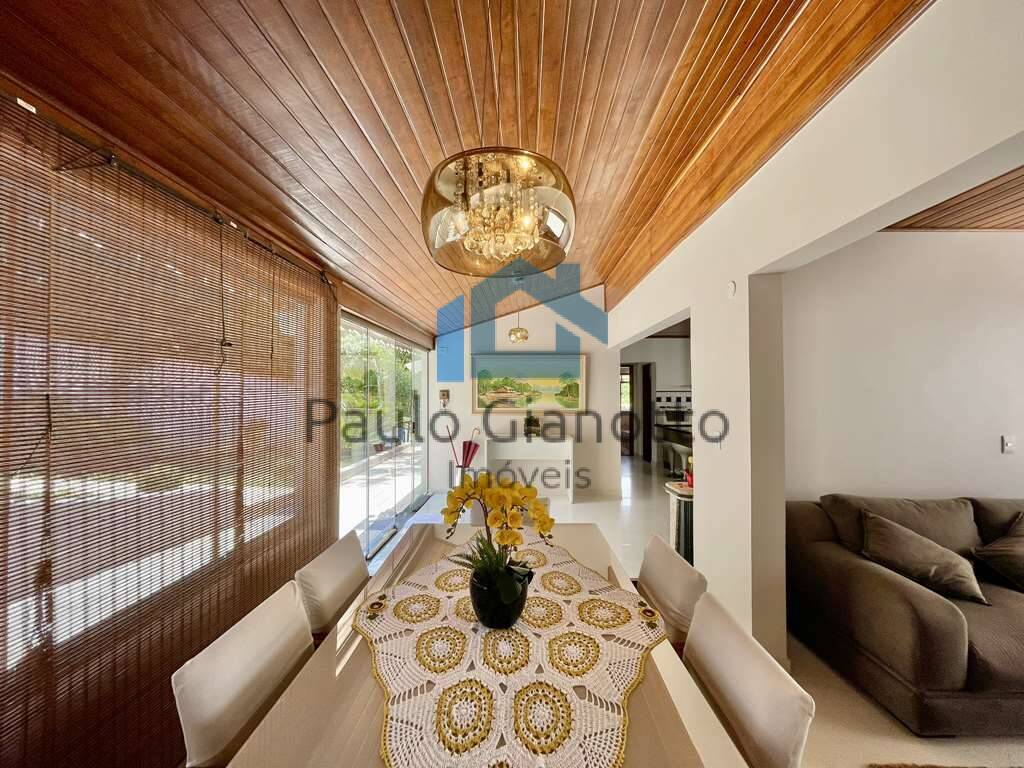 Casa de Condomínio à venda com 3 quartos, 215m² - Foto 15