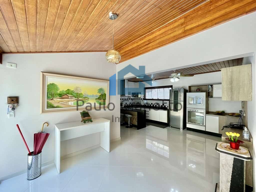 Casa de Condomínio à venda com 3 quartos, 215m² - Foto 20