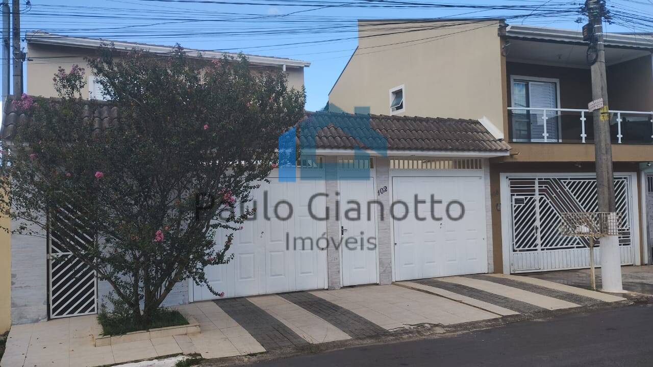 Casa à venda com 4 quartos, 340m² - Foto 2