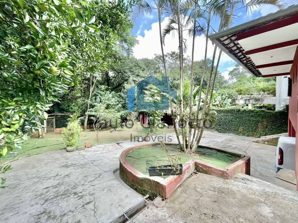 Casa à venda e aluguel com 3 quartos, 230m² - Foto 5