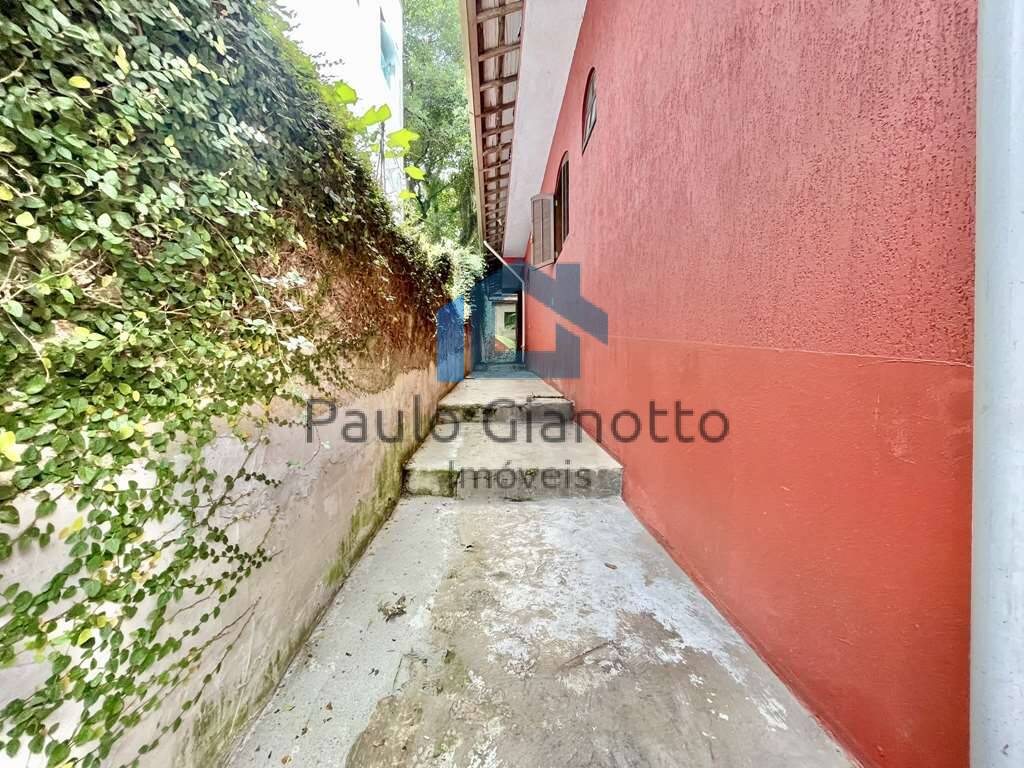 Casa à venda e aluguel com 3 quartos, 230m² - Foto 12