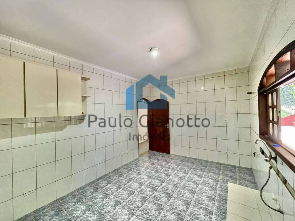 Casa à venda e aluguel com 3 quartos, 230m² - Foto 24