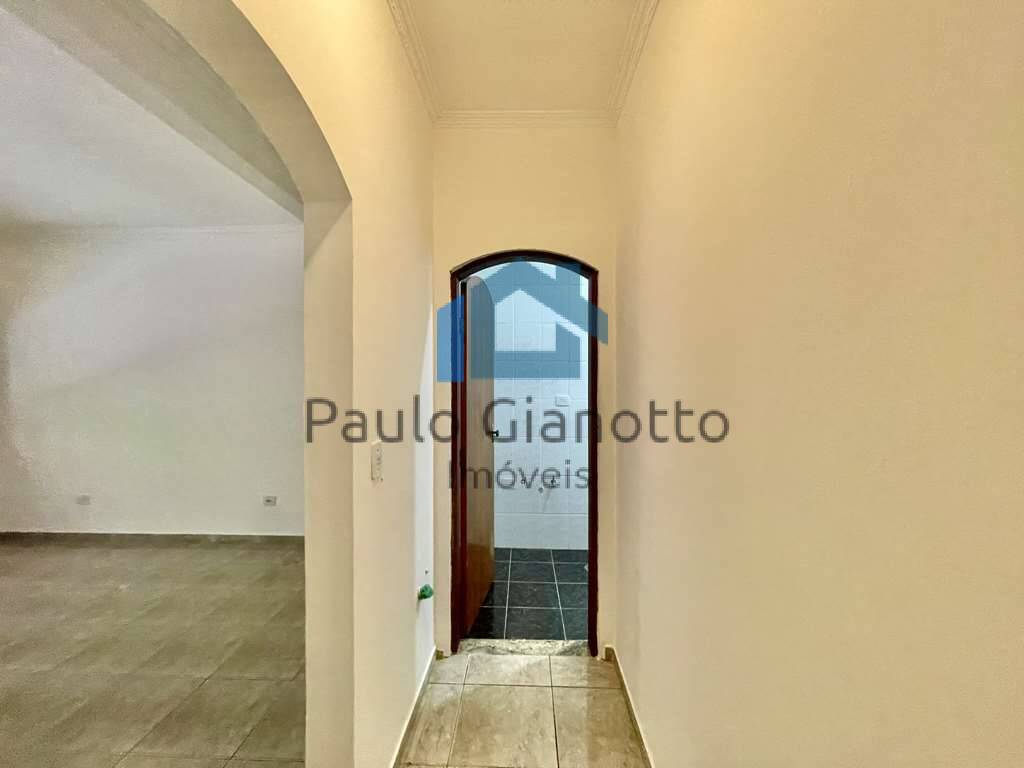 Casa à venda e aluguel com 3 quartos, 230m² - Foto 29