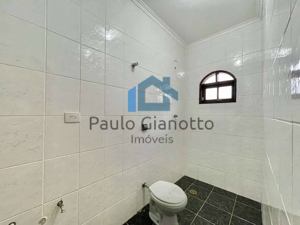 Casa à venda e aluguel com 3 quartos, 230m² - Foto 30