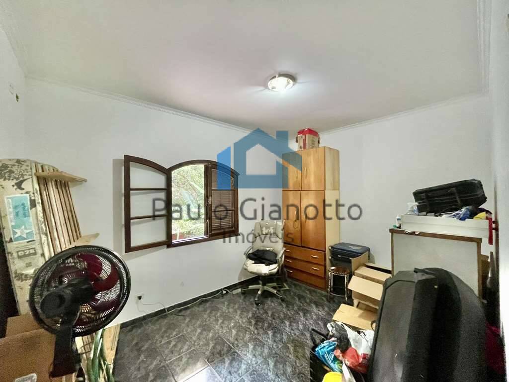 Casa à venda e aluguel com 3 quartos, 230m² - Foto 35