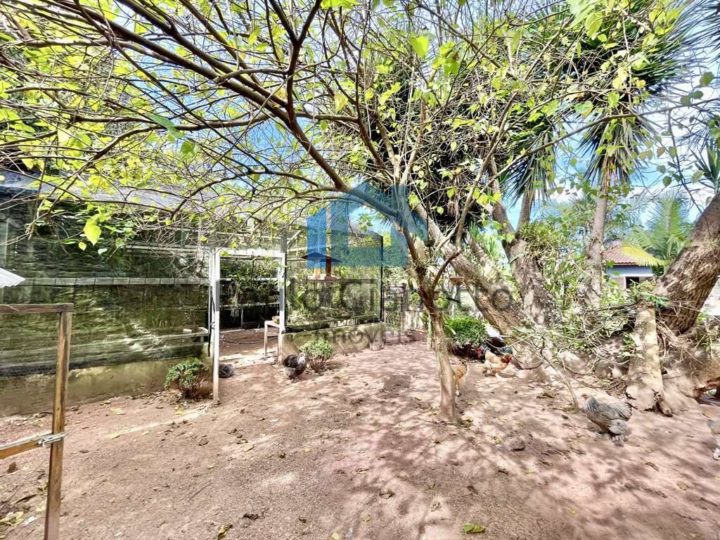 Casa de Condomínio à venda com 4 quartos, 380m² - Foto 47