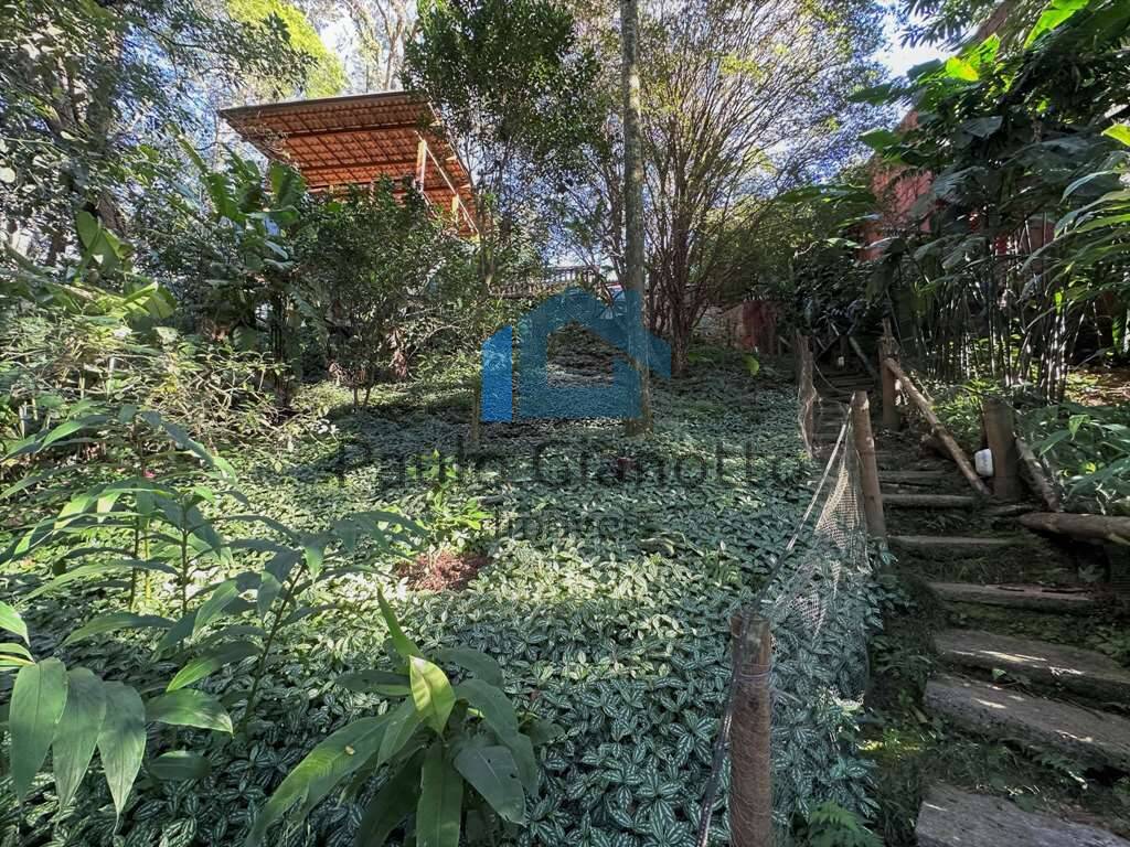 Casa à venda com 5 quartos, 334m² - Foto 43