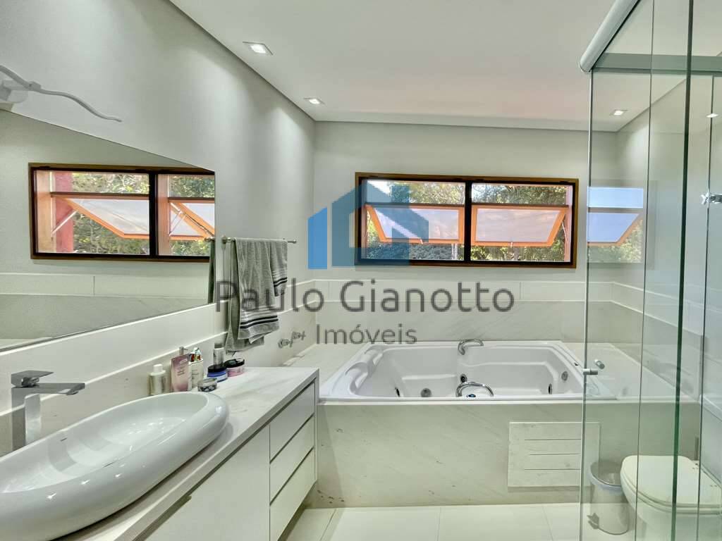 Casa de Condomínio à venda com 4 quartos, 1400m² - Foto 55