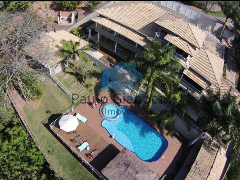 Casa de Condomínio à venda e aluguel com 5 quartos, 890m² - Foto 1