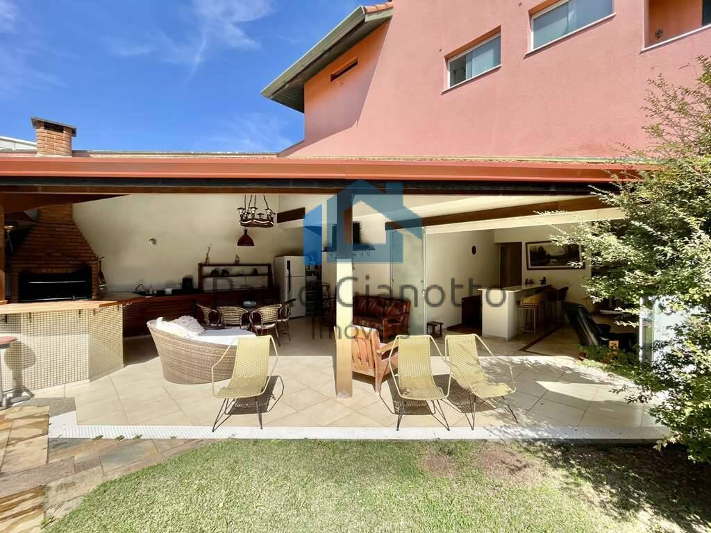 Casa de Condomínio à venda com 4 quartos, 407m² - Foto 23