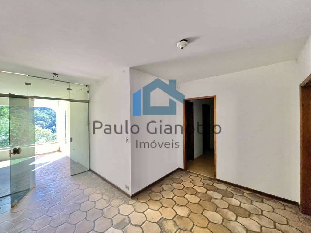 Casa à venda e aluguel com 4 quartos, 700m² - Foto 9