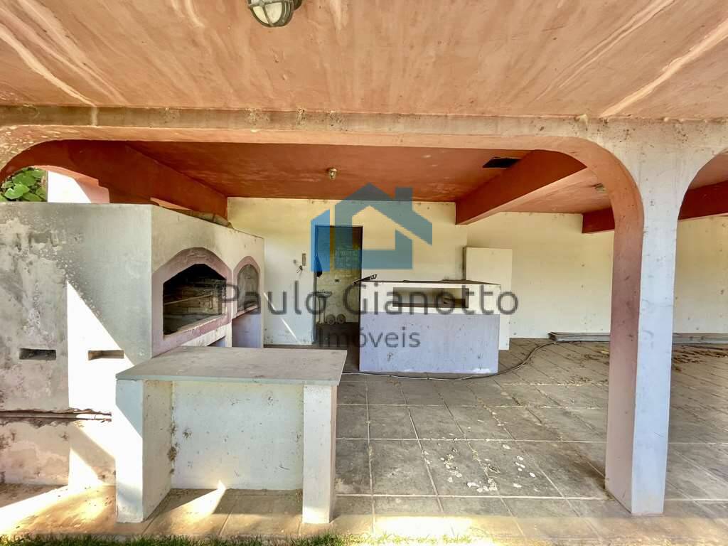 Casa à venda e aluguel com 4 quartos, 700m² - Foto 15