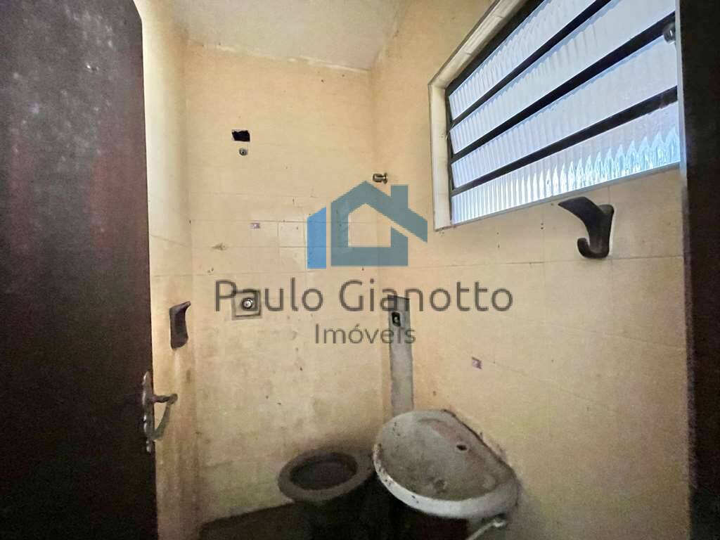 Casa à venda e aluguel com 4 quartos, 700m² - Foto 29