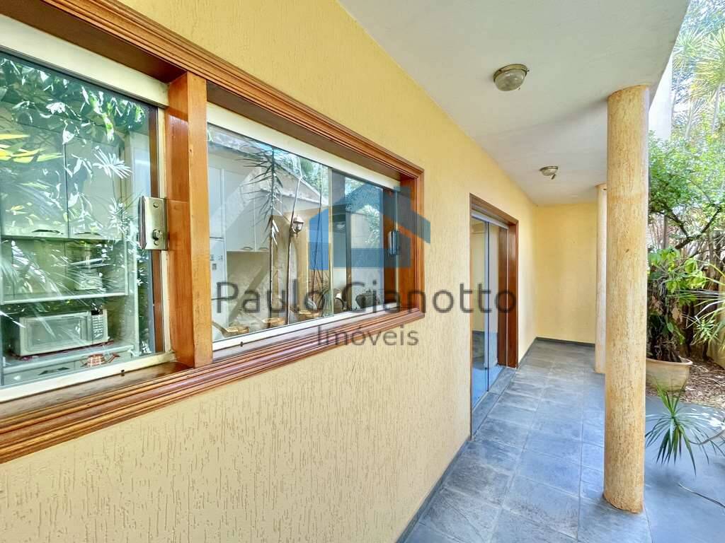 Casa de Condomínio à venda com 3 quartos, 390m² - Foto 18