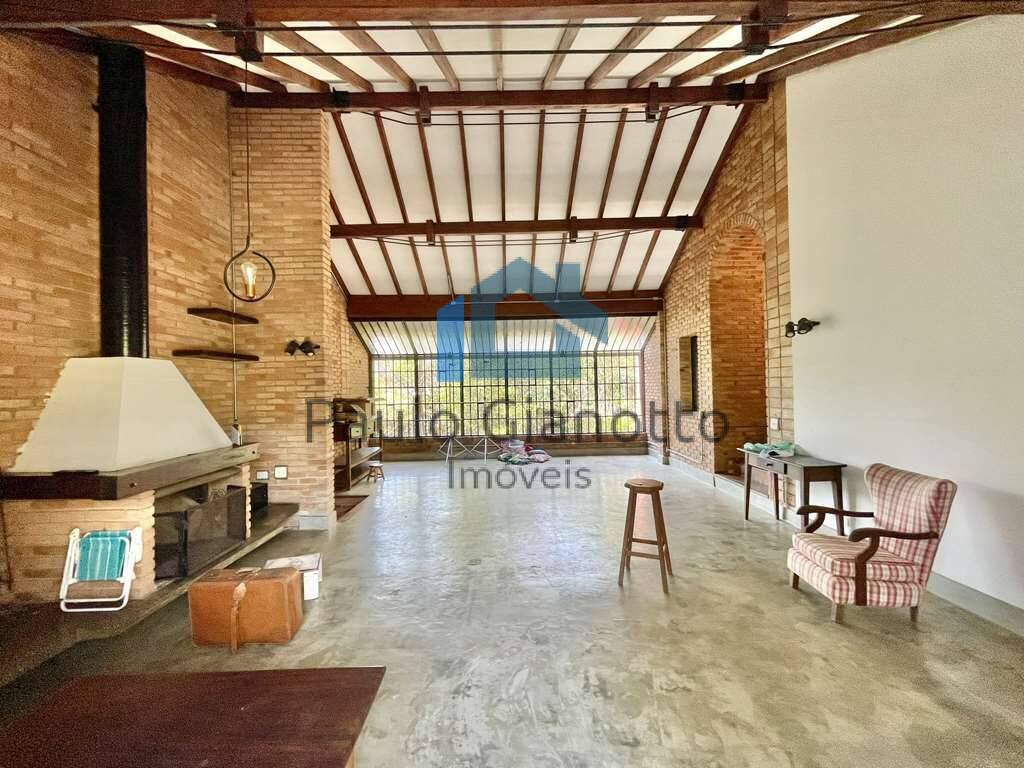 Casa de Condomínio à venda com 3 quartos, 450m² - Foto 1