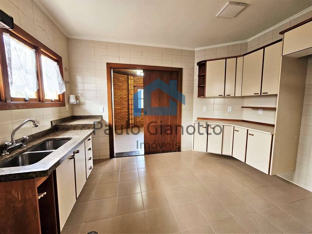 Casa de Condomínio à venda com 4 quartos, 351m² - Foto 13