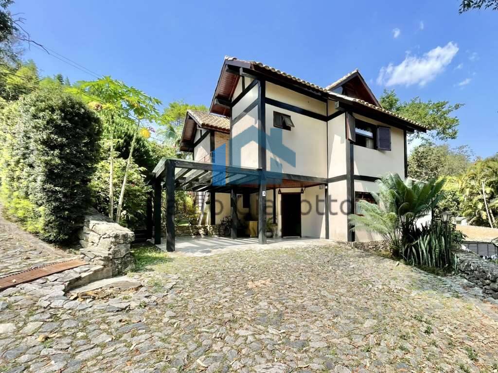 Casa de Condomínio à venda com 3 quartos, 183m² - Foto 1