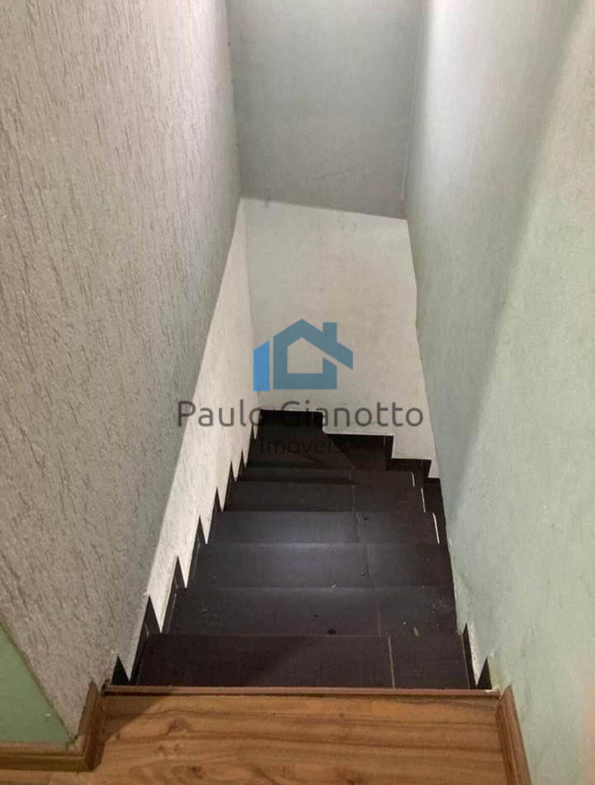 Casa à venda com 6 quartos, 115m² - Foto 10