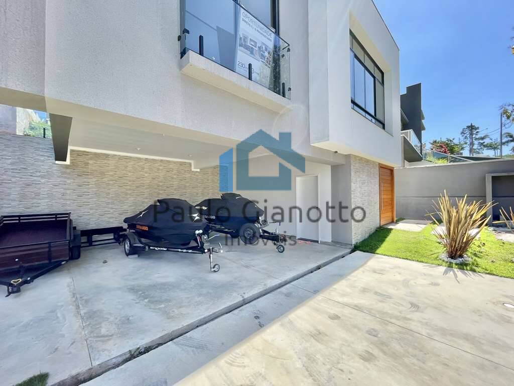 Casa de Condomínio à venda com 3 quartos, 230m² - Foto 4